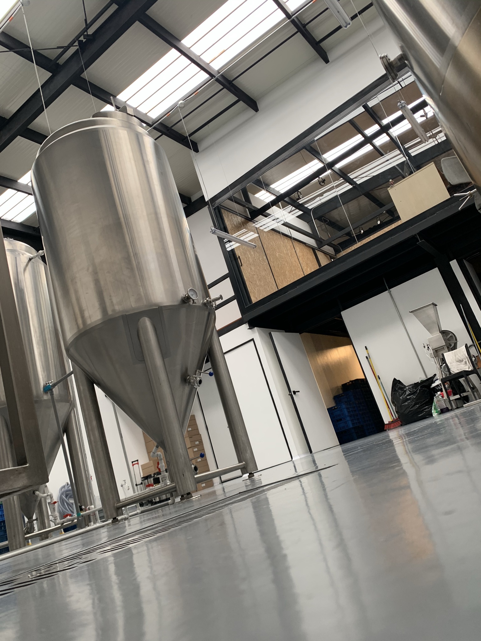 Cervecería Hopdog Brewery — 5