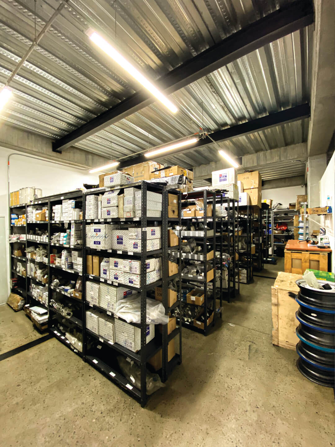 Local Av. Suba — 14